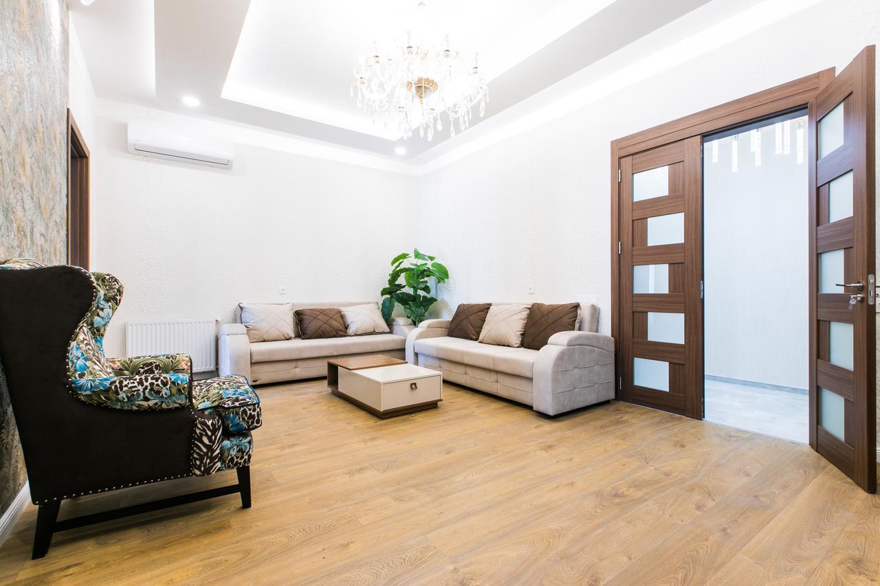 Sweet Home 6 Vip At Rustaveli Avenue Tbiliszi Kültér fotó